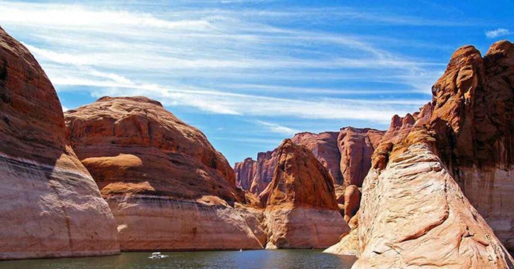 lake-powell-is-a-water-lovers-paradise